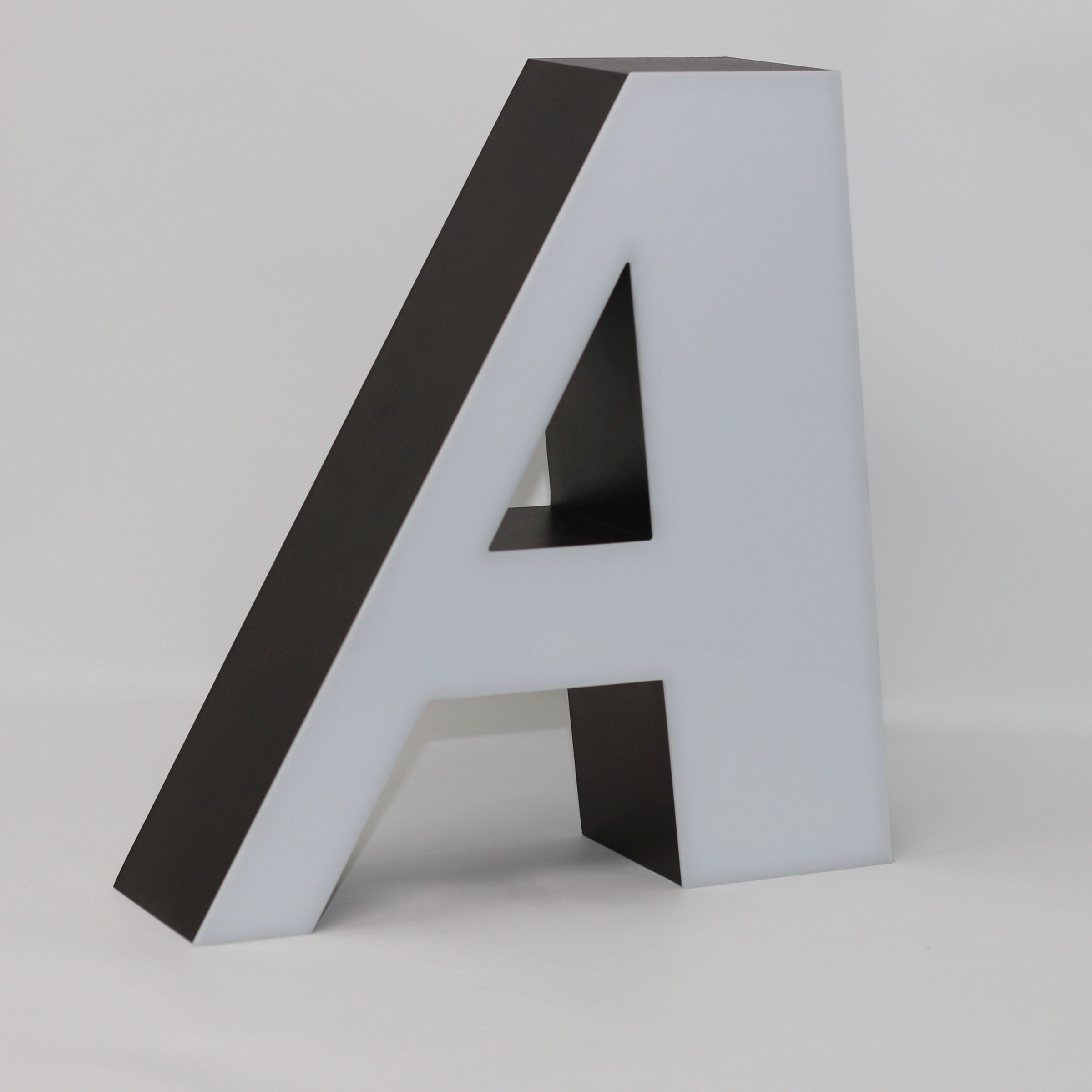Letter A Ilute D O O