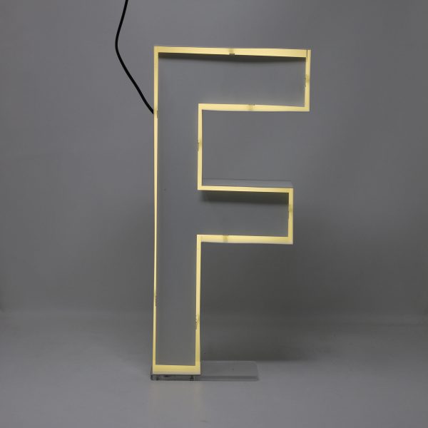 Quizzy Neon Style letter F
