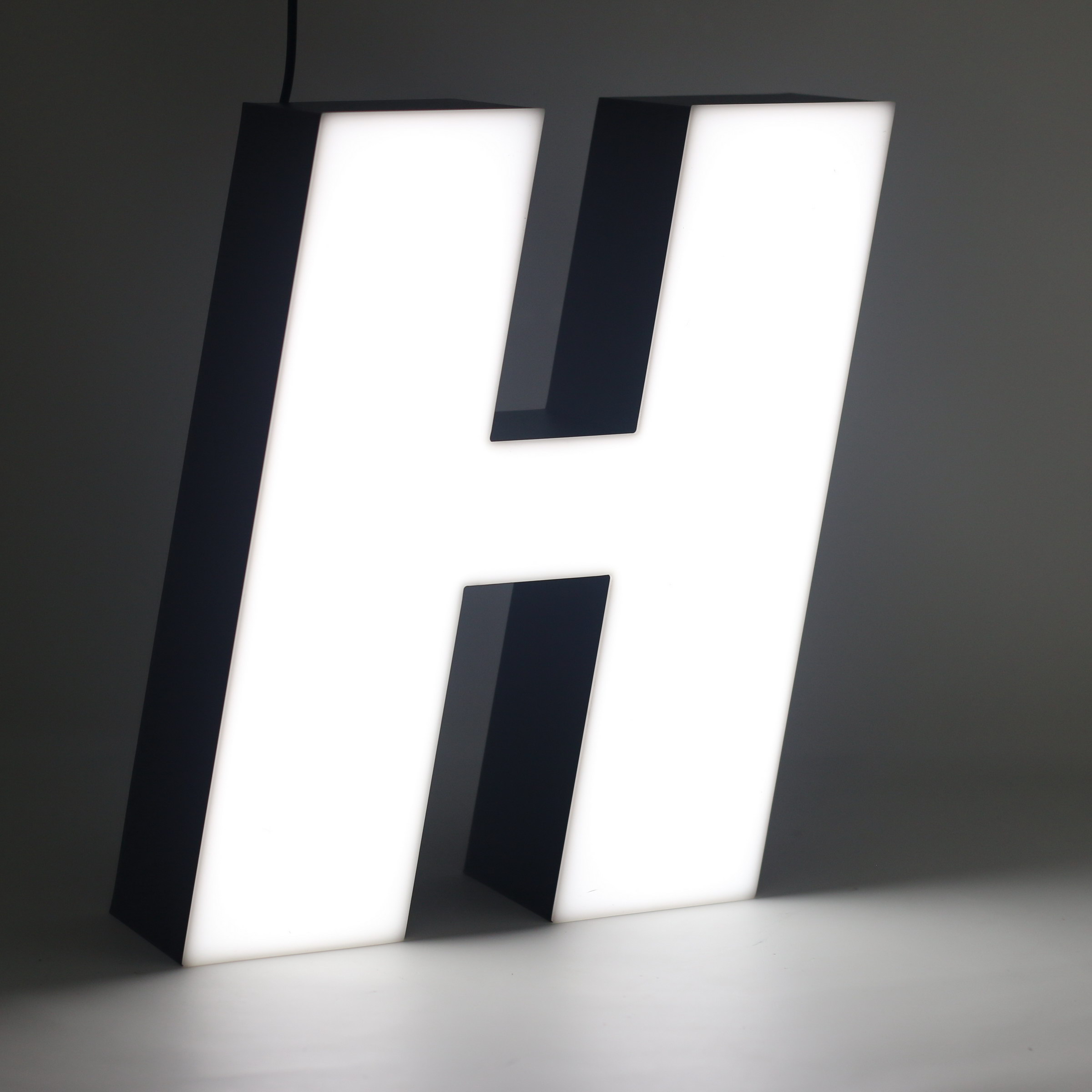 Led lighting letter H Led lighting letter H