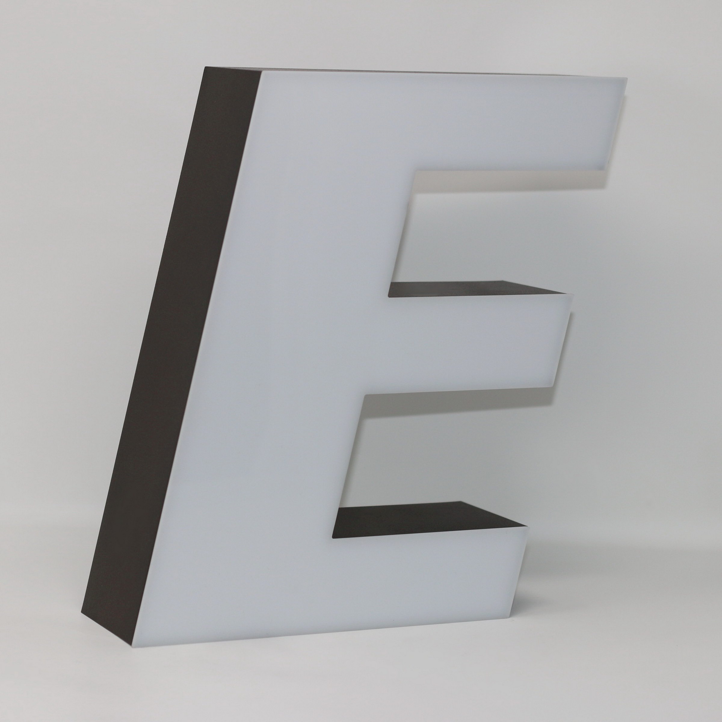 Lambo collection Led lighting letter E