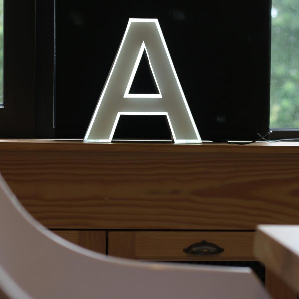 Quizzy Neon Style letter A