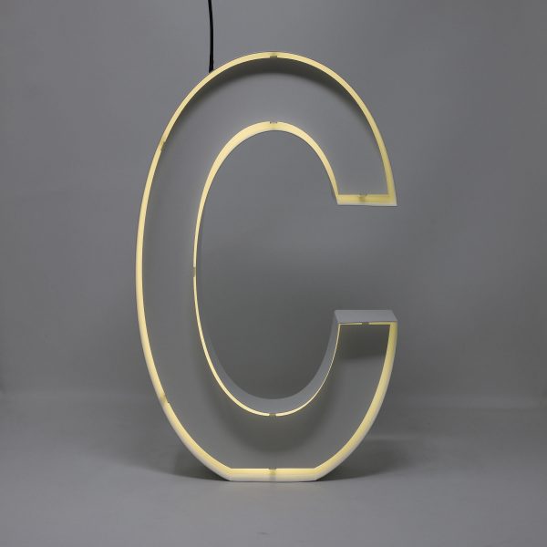 Quizzy Neon Style letter C