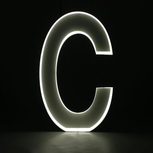 Quizzy Neon Style letter C