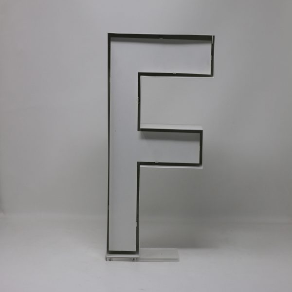 Quizzy Neon Style letter F