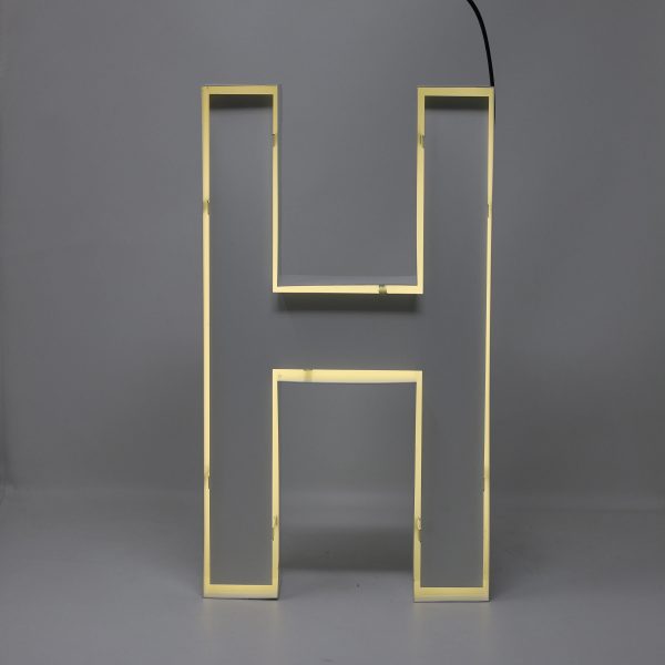 Quizzy Neon Style letter H