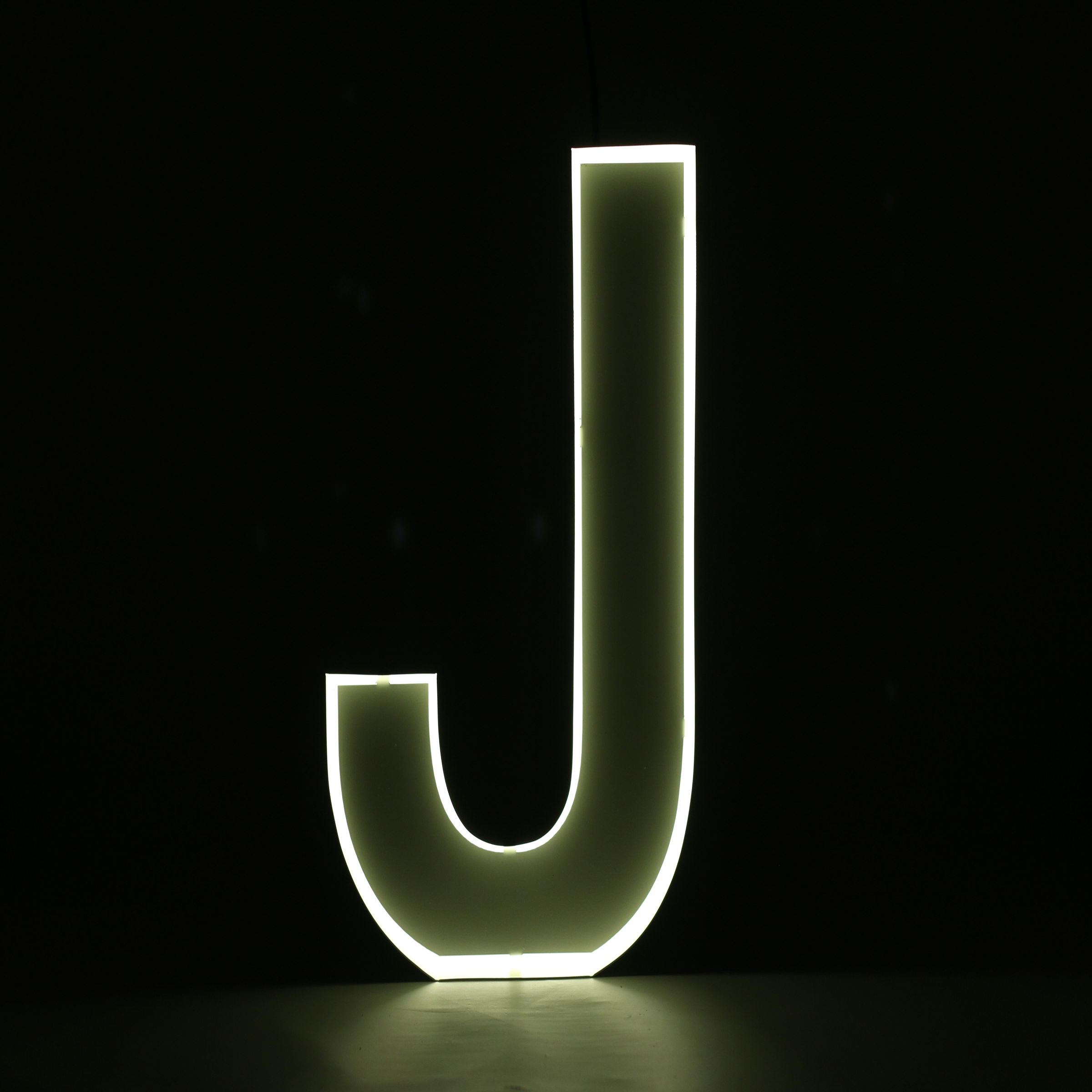  NEON STYLE  Letter J  iLUTE d o o 