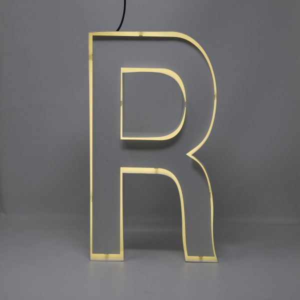 Quizzy Neon Style letter R