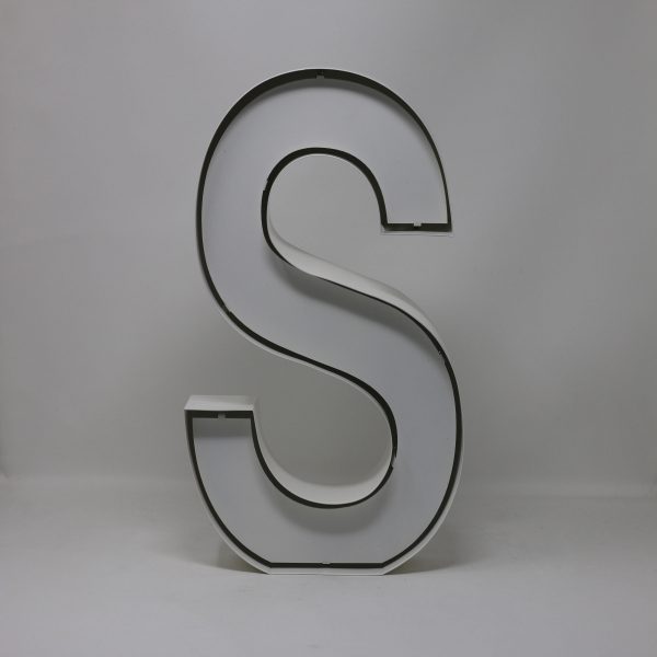 Quizzy Neon Style letter S