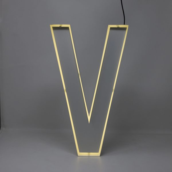 Quizzy Neon Style letter V