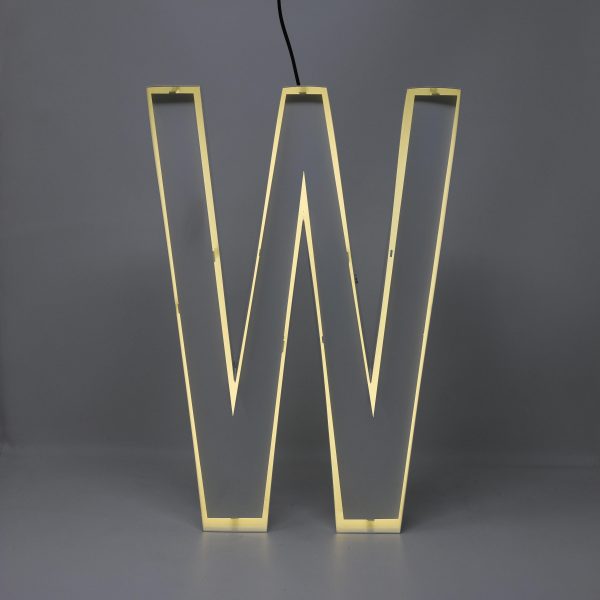 Quizzy Neon Style letter W