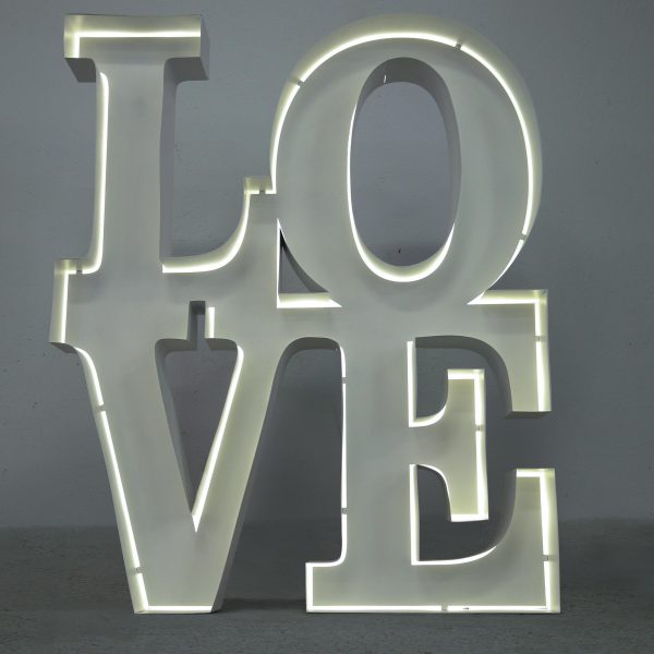 Neon Style symbol LOVE